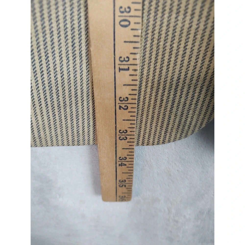 Gatsby blazer features